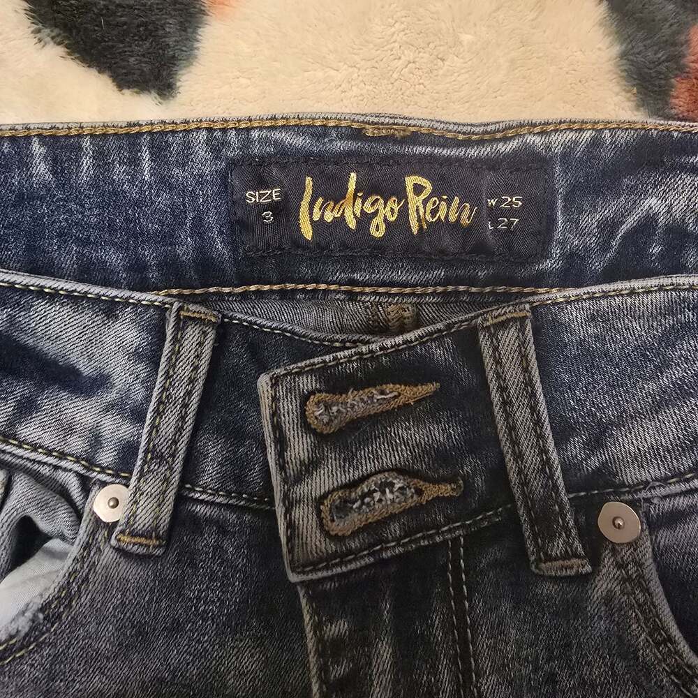 Indigo Reign Designer Jeans Sz 3 Raw Hem Distressed Stretch Denim